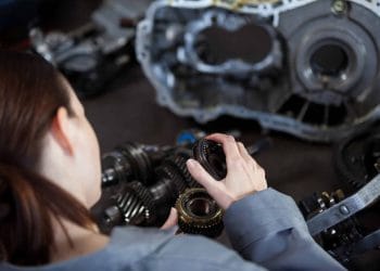 Óleo do câmbio automático: quando trocar e quais os riscos de ignorar