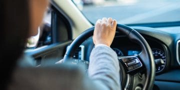Vibração no volante em alta velocidade: onde está o defeito?