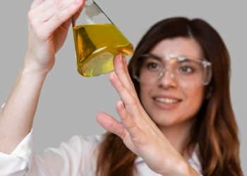 Diferença entre Óleo Sintético e Mineral: O Que Você Precisa Saber