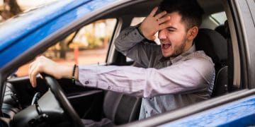 Por que meu carro está puxando para um lado? Entenda as causas e soluções