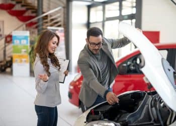 Problemas Comuns em Carros Seminovos: O Que Você Precisa Saber