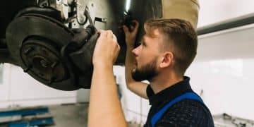 Como Detectar Vazamento de Fluido de Freio: Dicas e Passo a Passo