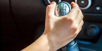 Problemas ao Engatar Marcha Ré: Causas e Soluções