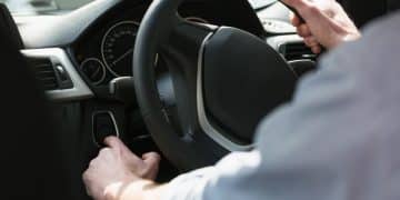 Carro com Barulho Seco ao Virar o Volante: Causas e Soluções