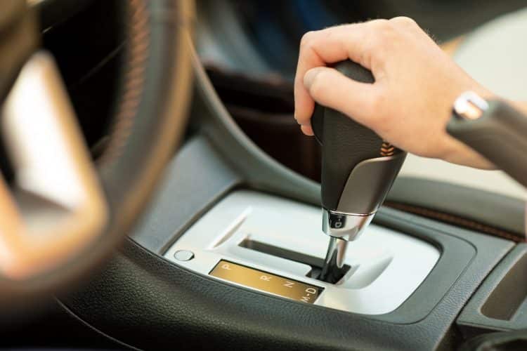 Câmbio Automático com Tranco ao Trocar Marcha: Entenda o Que Pode Estar Acontecendo