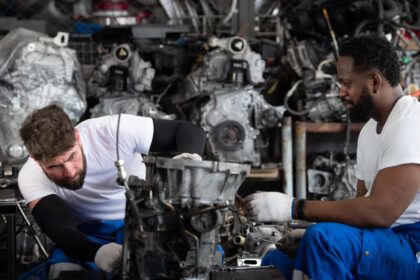 Conserto de Motor: Guia Completo 2025 sobre Custos, Servi&ccedil;os e Garantias