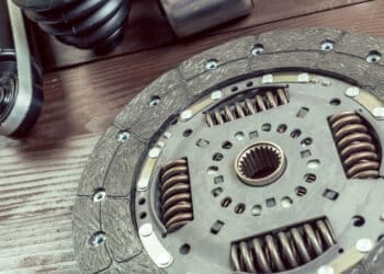 Como Saber se a Embreagem Está Ruim: Sinais e Soluções