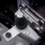 Como Verificar o Nível do Fluido da Direção Hidráulica