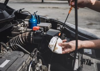Como Saber se o Carro Precisa de Troca de Óleo: Dicas Práticas