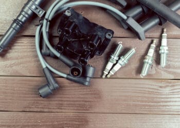 Como Fazer a Manutenção do Sistema de Ignição do Carro