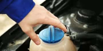 Como Verificar o Estado da Tampa do Reservatório de Água