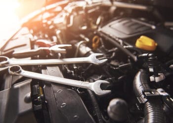 Como Saber se o Motor Está Batendo Pino: Dicas e Sinais para Identificar o Problema