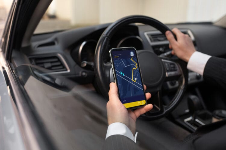 Uber atualiza modelos proibidos do Black e Comfort veja a lista