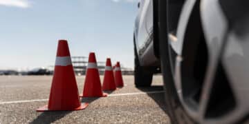 Fim da obrigatoriedade das autoescolas no processo de habilitação: proposta quer reduzir custos e prazos em até 80% 1 Fim da obrigatoriedade das autoescolas no processo de habilitação: proposta quer reduzir custos e prazos em até 80%