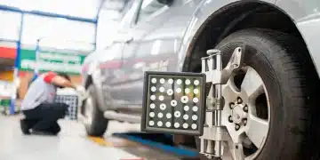 6 Sinais de que Seu Carro Está Pedindo Alinhamento Urgente