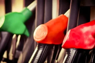 Álcool ou gasolina? Descubra qual compensa mais hoje