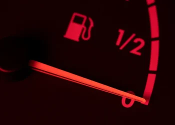 Tanque vazio prejudica? Veja riscos que poucos conhecem