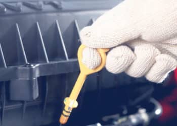 Óleo certo no motor: veja como evitar desgaste e consumo alto