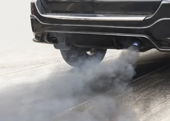 Motor diesel fumegando: causas e riscos à saúde