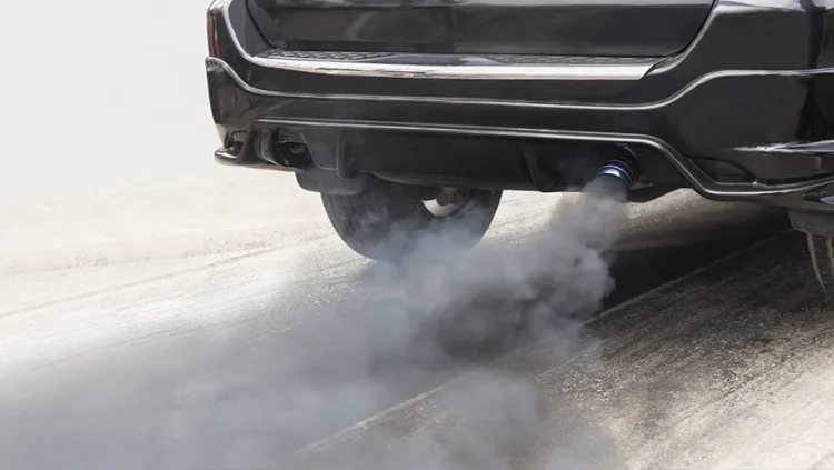 Motor diesel fumegando: causas e riscos à saúde