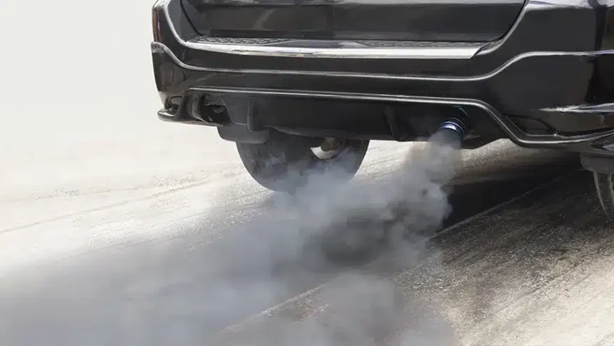 Motor diesel fumegando: causas e riscos à saúde