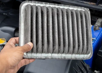 Trocar o filtro de ar reduz o consumo? Testamos na prática e mostramos resultados reais