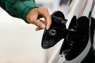 5 Dicas para Tornar Seu Carro Mais Econômico: Ações Simples Que Fazem Diferença no Bolso e na Performance