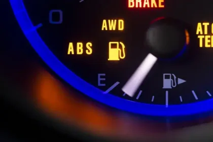 ABS acionando sempre: entenda se &eacute; normal ou problema