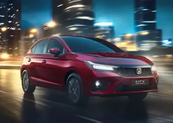 Honda City 2026: reestilização amplia visual, motor 1.5 fica