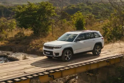 Novo Jeep Cherokee h&iacute;brido: 213 cv e at&eacute; 17,8 km/l