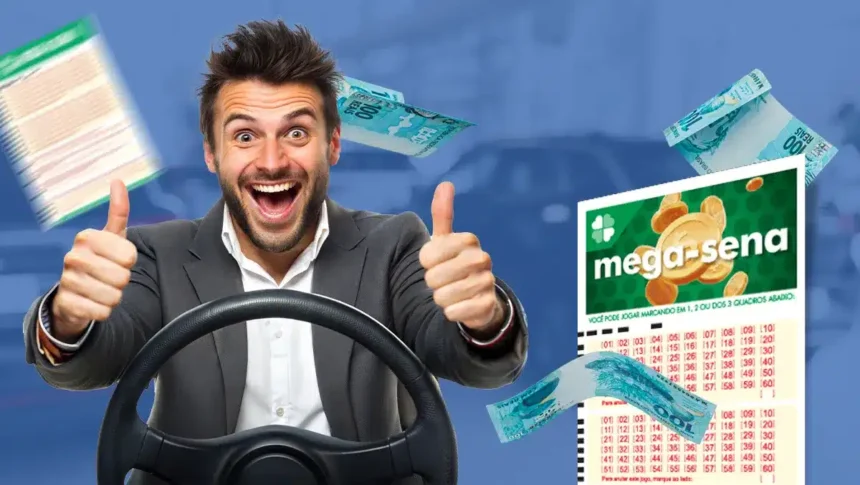Mega Sena 2938: simulações mostram quantos carros comprar com o prêmio, de hatch a superesportivo 1 Homem empolgado segurando bilhetes da Mega Sena e sorrindo ao volante, simbolizando as simulações de quantos carros é possível comprar com o prêmio milionário do concurso 2938.