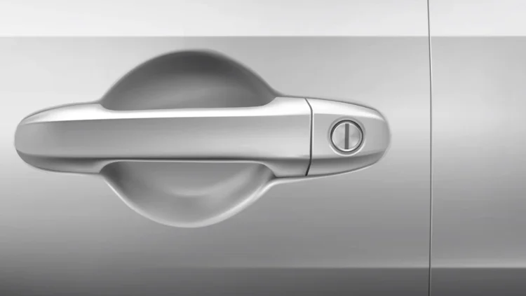 Porta travada: destrave emergencial que todo motorista deve saber