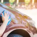 Cera ou Selante? Descubra Qual o Melhor para o Brilho e Proteção da Pintura do Seu Carro!