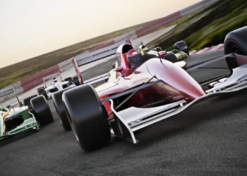 Interlagos abre um fim de semana decisivo com sprint e briga pelo topo