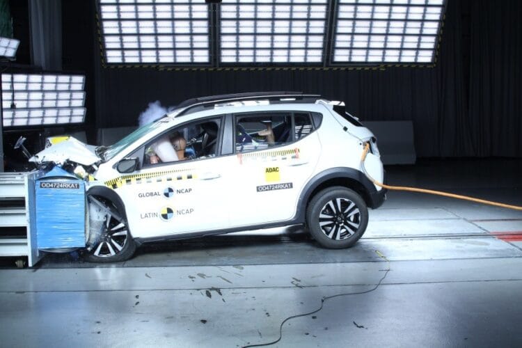 Renault Kardian: 5 Estrelas no Latin NCAP! Entenda a tecnologia que salva vidas e o que você precisa saber. 1 ( Divulgação / LATIN NCAP )