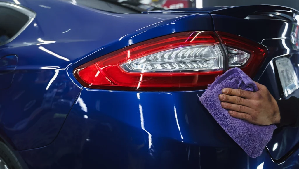 Cera ou Selante? Descubra Qual o Melhor para o Brilho e Proteção da Pintura do Seu Carro! 10 Cera ou Selante? Descubra Qual o Melhor para o Brilho e Proteção da Pintura do Seu Carro!