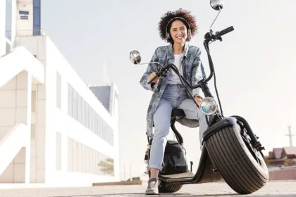 Motocicletas El&eacute;tricas no Brasil: Como legisla&ccedil;&atilde;o, infraestrutura e tecnologia v&atilde;o acelerar (ou travar) a revolu&ccedil;&atilde;o sobre duas rodas