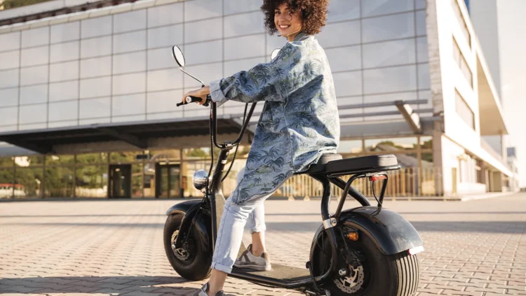 Motocicletas Elétricas: A revolução silenciosa que está redesenhando o transporte urbano brasileiro 1 Motocicletas Elétricas: A revolução silenciosa que está redesenhando o transporte urbano brasileiro