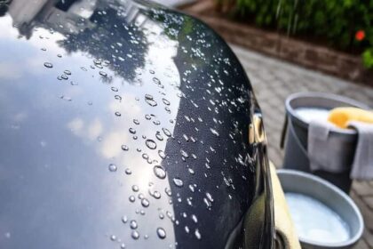 Como lavar o carro sem riscar a pintura &mdash; guia de profissionais