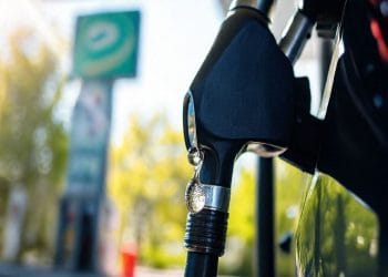 Gasolina aditivada: mito ou investimento inteligente?