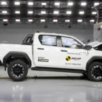 Nova Toyota Hilux: 5 estrelas no ANCAP e chegada ao Brasil em 2027 com pacote de segurança revolucionário!