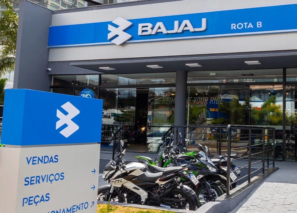 Bajaj no Brasil: De Zero à 6ª Maior em 3 Anos! Fábrica em Manaus Revoluciona o Mercado. 2 Bajaj Conquista o Brasil: 6ª Posição, Fábrica em Manaus e Mais de 42 Mil Motos Vendidas!