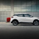 Nissan Kicks Play 2025: O SUV Compacto Perfeito para a Cidade com Economia e Conforto!
