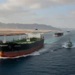 Mapa mostrando o bloqueio estreito de Ormuz, rota vital para o comércio global.