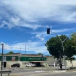 Semáforos readequados otimizando o fluxo de veículos na Avenida Durval de Góes Monteiro, Maceió