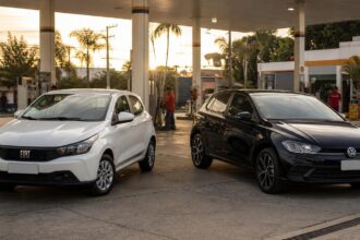 Argo 1.0 ou Polo 1.0: o Inmetro mostra quem faz mais km por litro com etanol e gasolina