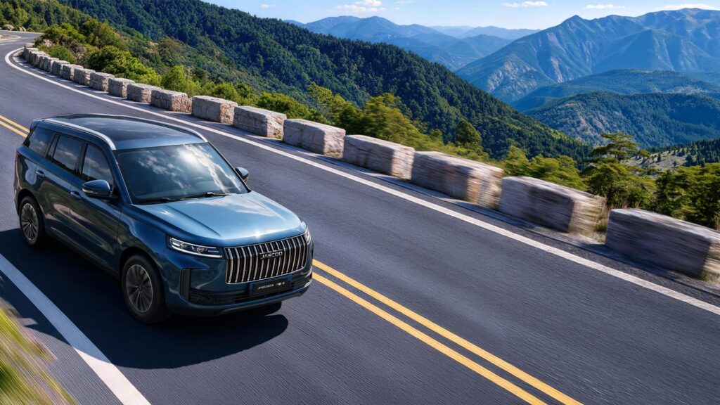 Jaecoo 5 chega ao Brasil em 1º de outubro com 4,38 metros, sistema híbrido que dispensa tomada e autonomia próxima de 1.000 km por R$ 154.990 4 Jaecoo 5 chega ao Brasil em 1º de outubro com 4,38 metros, sistema híbrido que dispensa tomada e autonomia próxima de 1.000 km por R$ 154.990