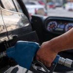Como calcular quantos km o carro faz por litro com o teste do tanque cheio e comparar com o Inmetro
