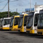 Ônibus em Salvador parados na garagem no domingo do 2º turno