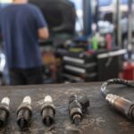 Peças que influenciam no consumo: como velas, sonda lambda e bicos sujos fazem o carro gastar mais